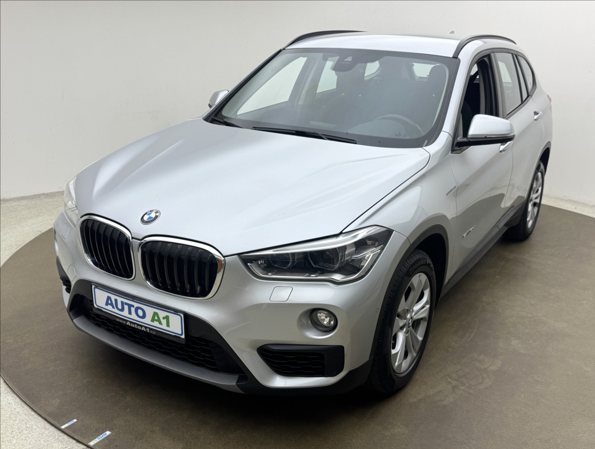 BMW X1 2,0 18d AUTOMAT SERVIS ČR