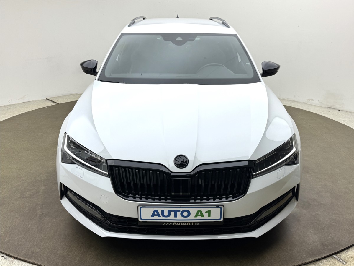 Audi A5 2,0 140kW AT 4X4 HUD DPH NAVI