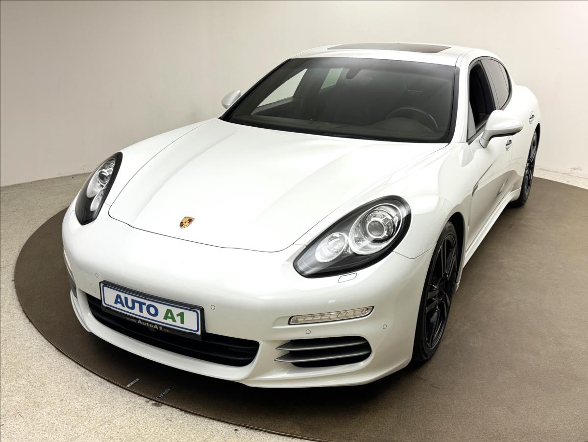 Porsche Panamera 3,0 4S DPH VZDUCH BOSE 360°