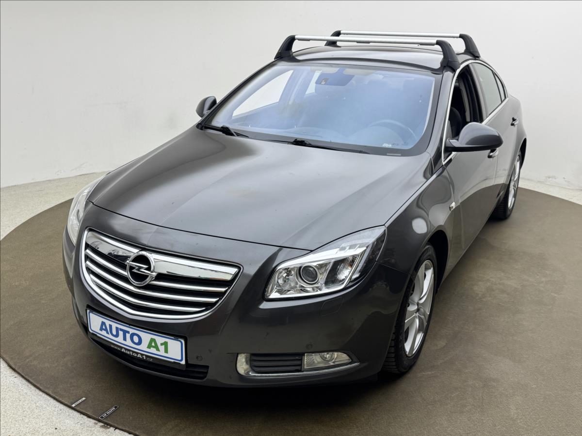 Opel Insignia 2,0 CDTi LED VÝHŘEV 2XKOLA ČR
