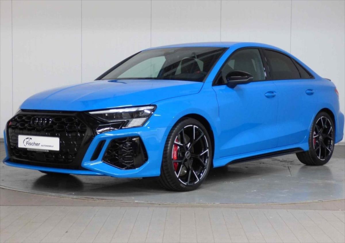 Audi RS 3 2,5 TFSi *MATRIX*PANORAMA*B&O*