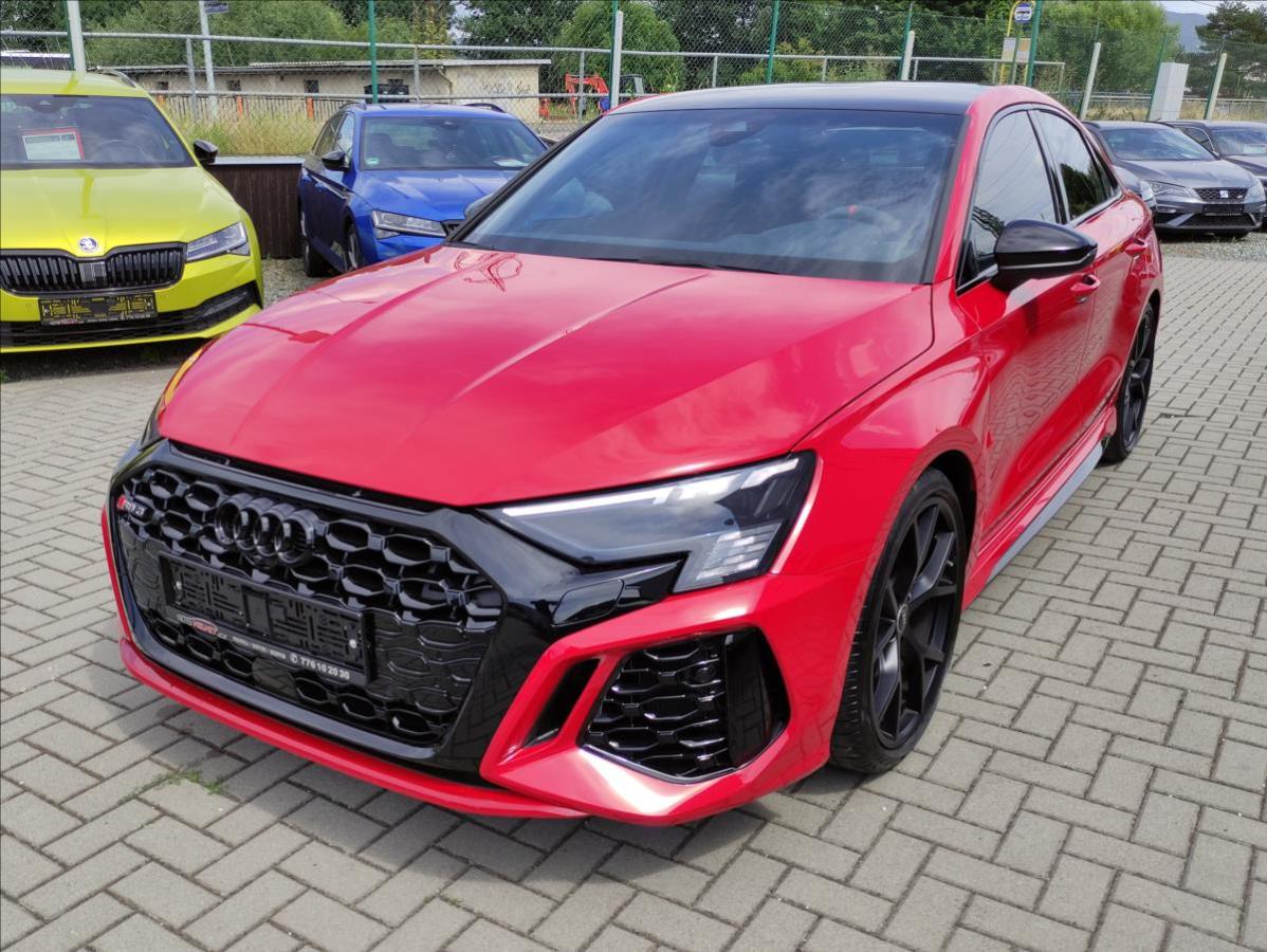 Audi RS 3 2,5 TFSi *MATRIX*DYNAMIK*ZÁRUK