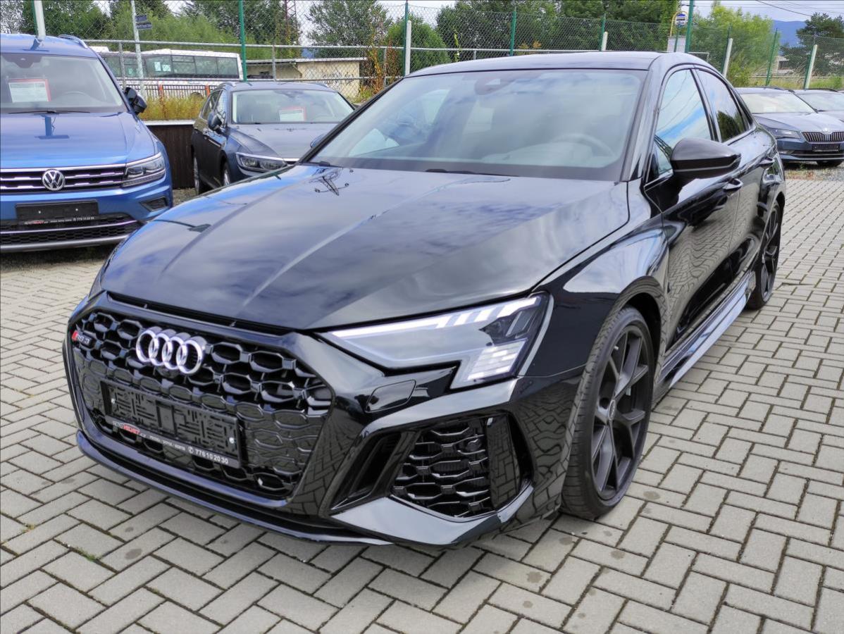 Audi RS 3 2,5 TFSi *MATRIX*PANORAMA*B&O*