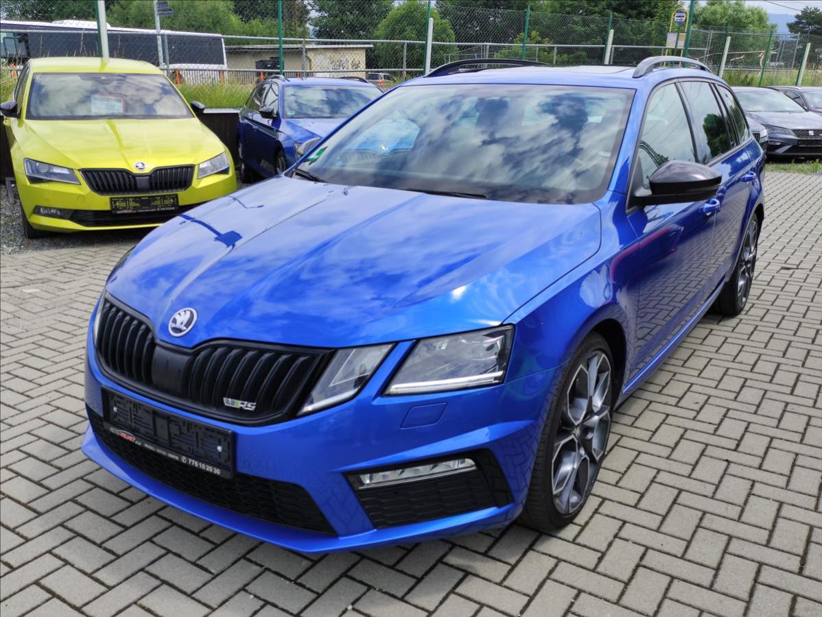 Škoda Octavia 2,0 TDi DSG RS *CANTON*DCC*COL