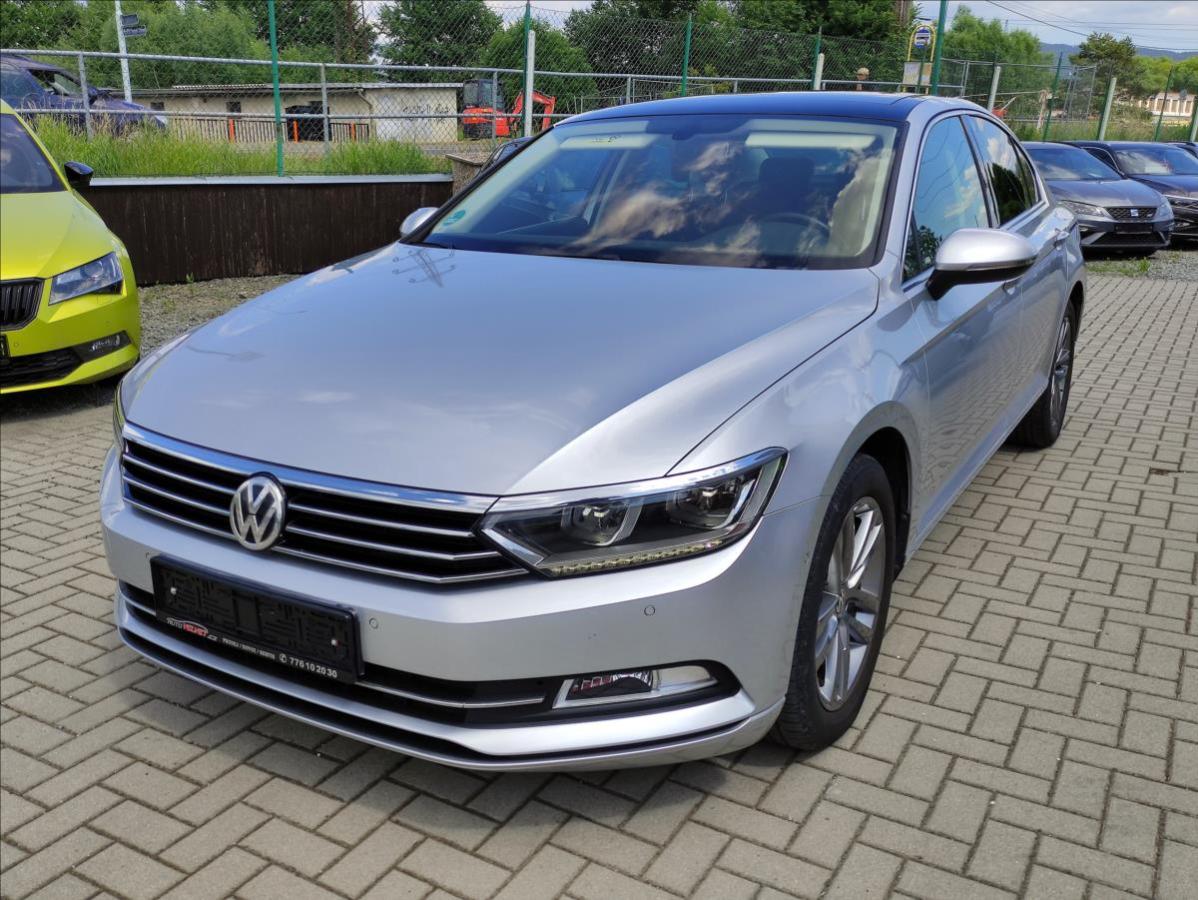 Volkswagen Passat 1,4 TSi *LED*NAVI*PANORAMA*VYH