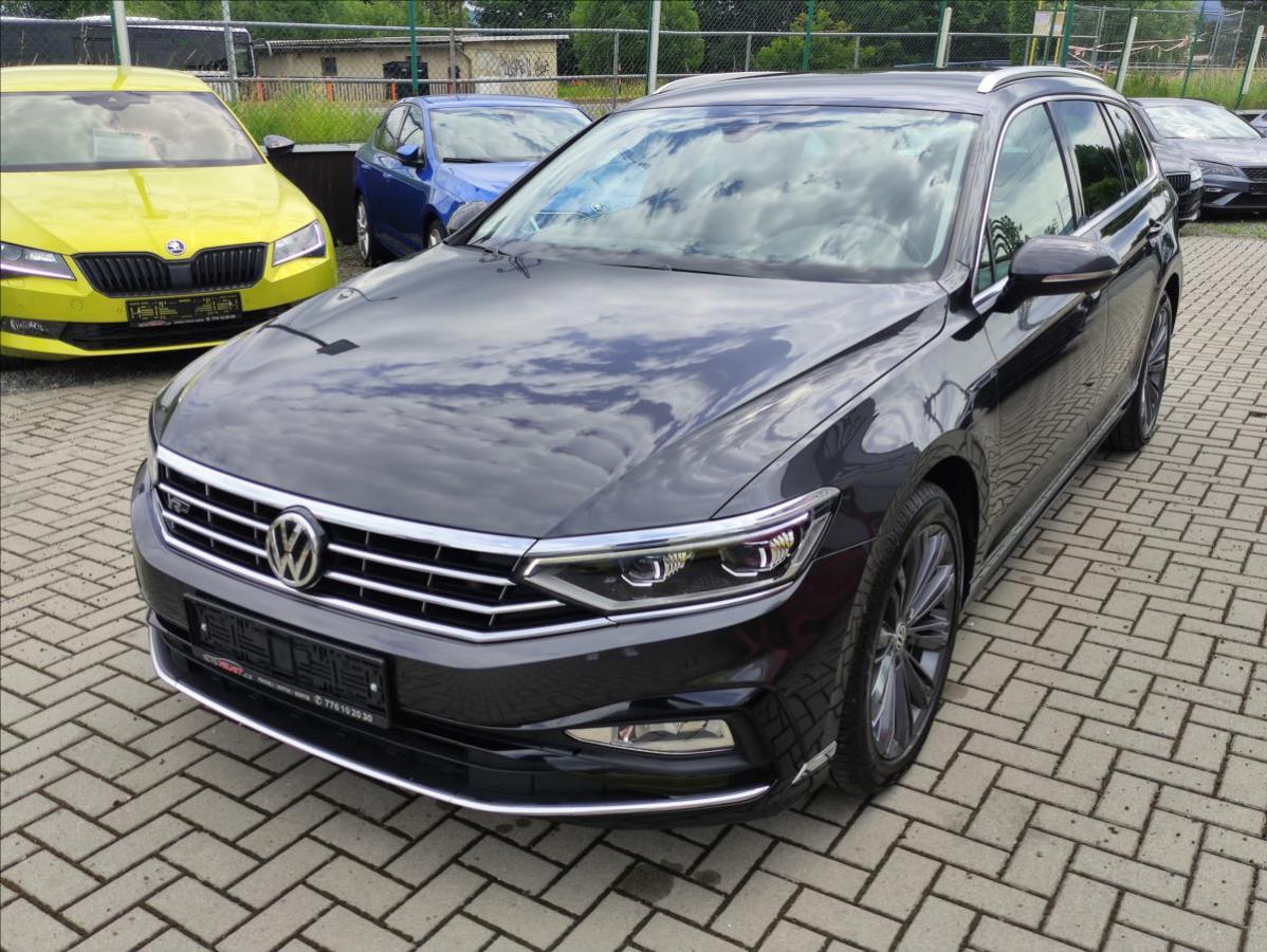 Volkswagen Passat 2,0 TDi R-Line *FullLED*NAVI*V