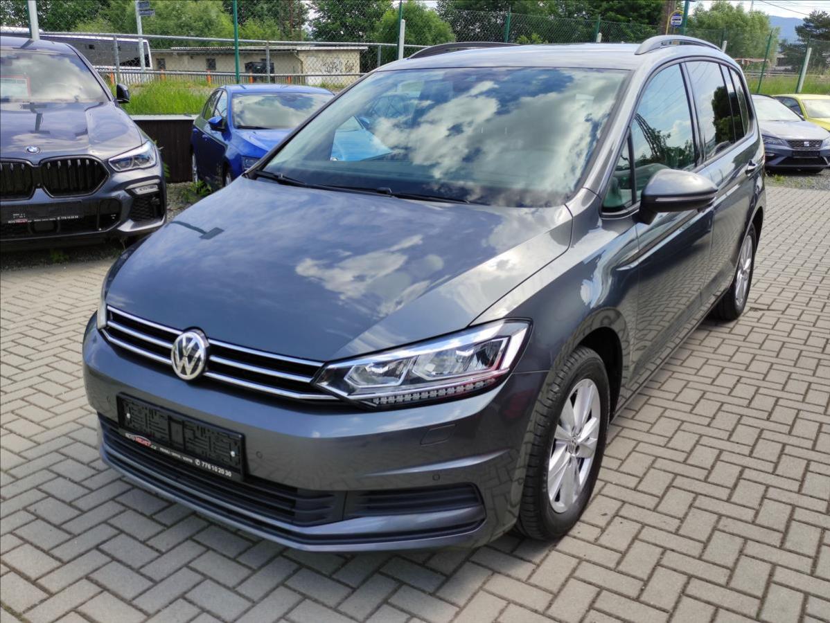 Volkswagen Touran 2,0 TDi *HIGHLINE*7 Míst*LED*N