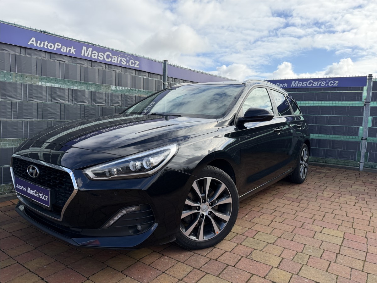 Hyundai i30 1.6 CRDi YES !