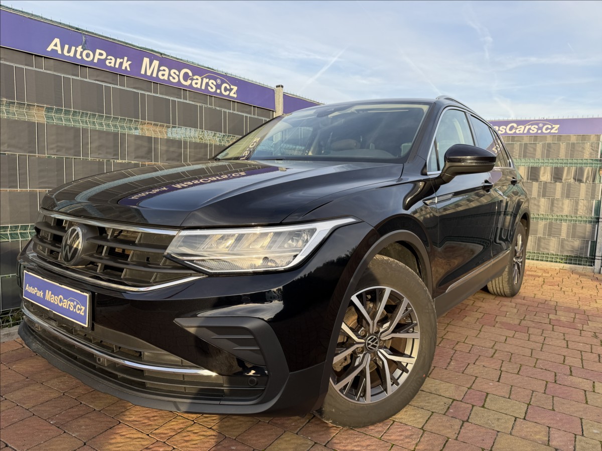 Volkswagen Tiguan 2.0 TDI Life ACC