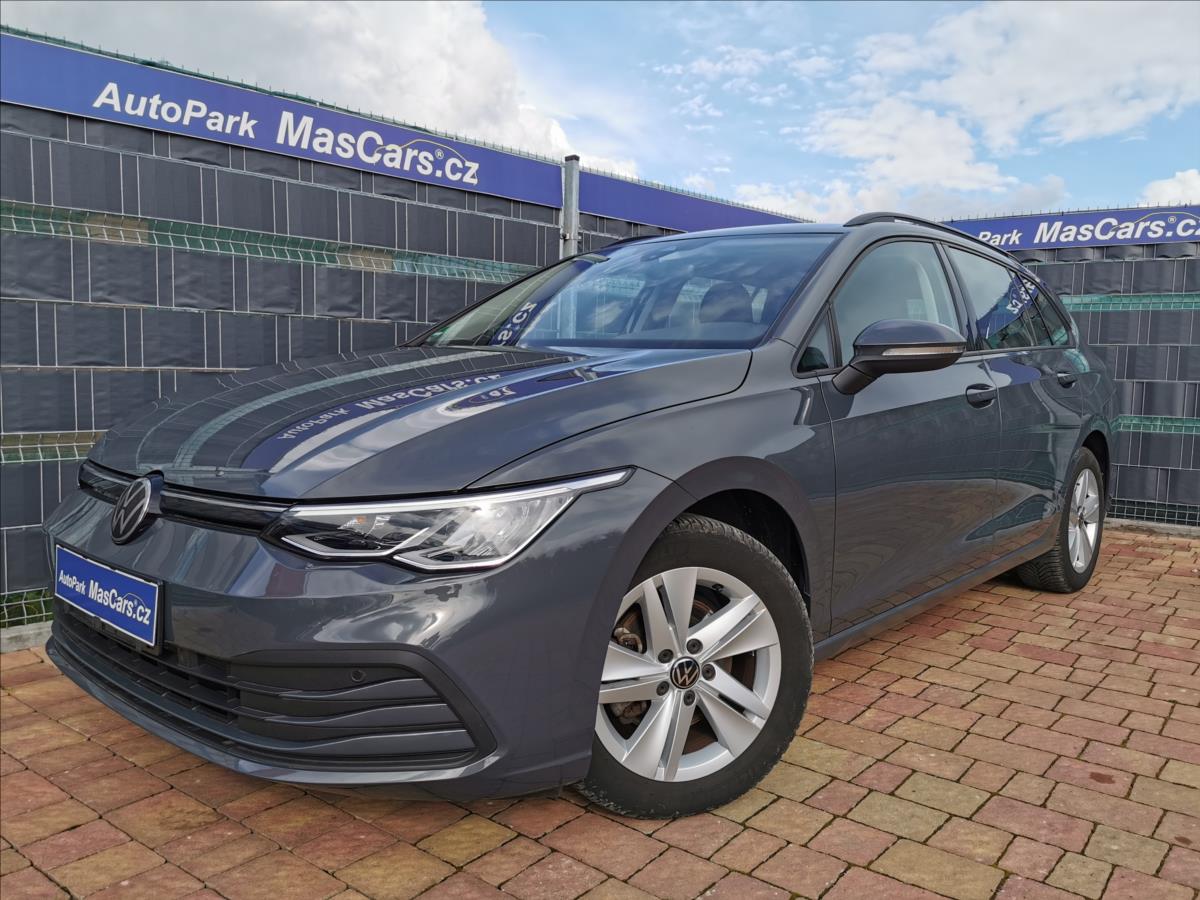 Volkswagen Golf VIII 1.5 eTSI Life Variant