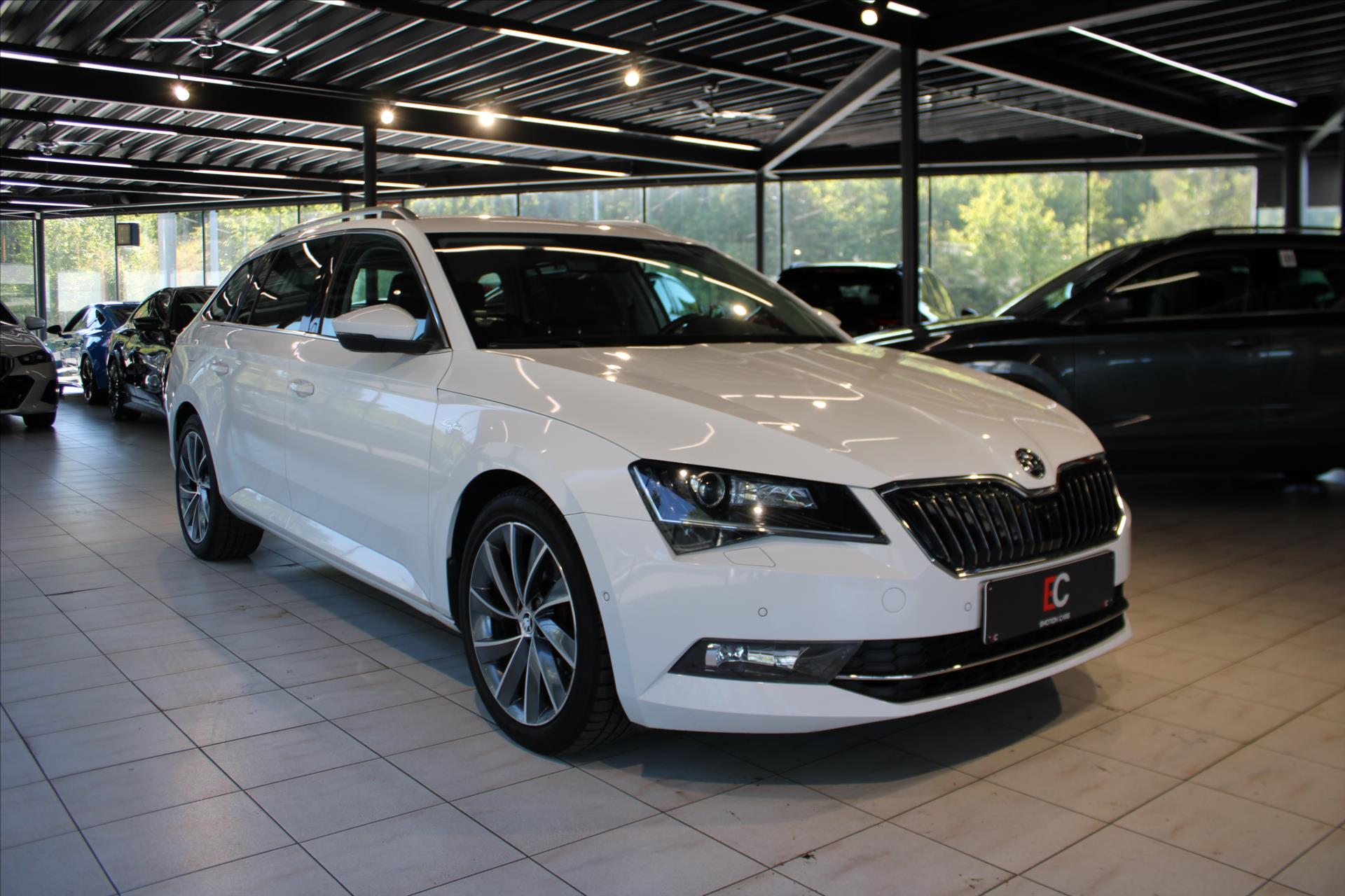 Škoda Superb TDi DSG 4x4 L&K ACC/Canton