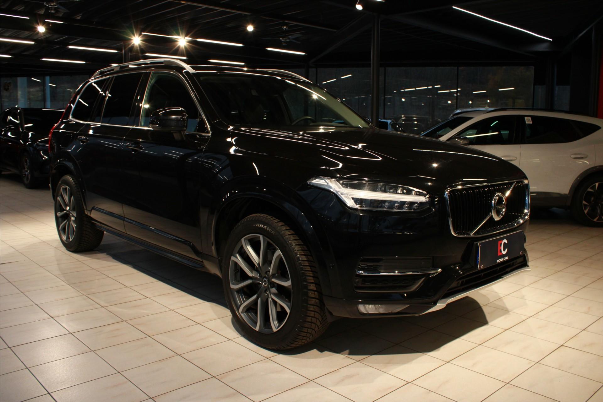 Volvo XC90 AWD D5 173 kW PilotAssist / 36