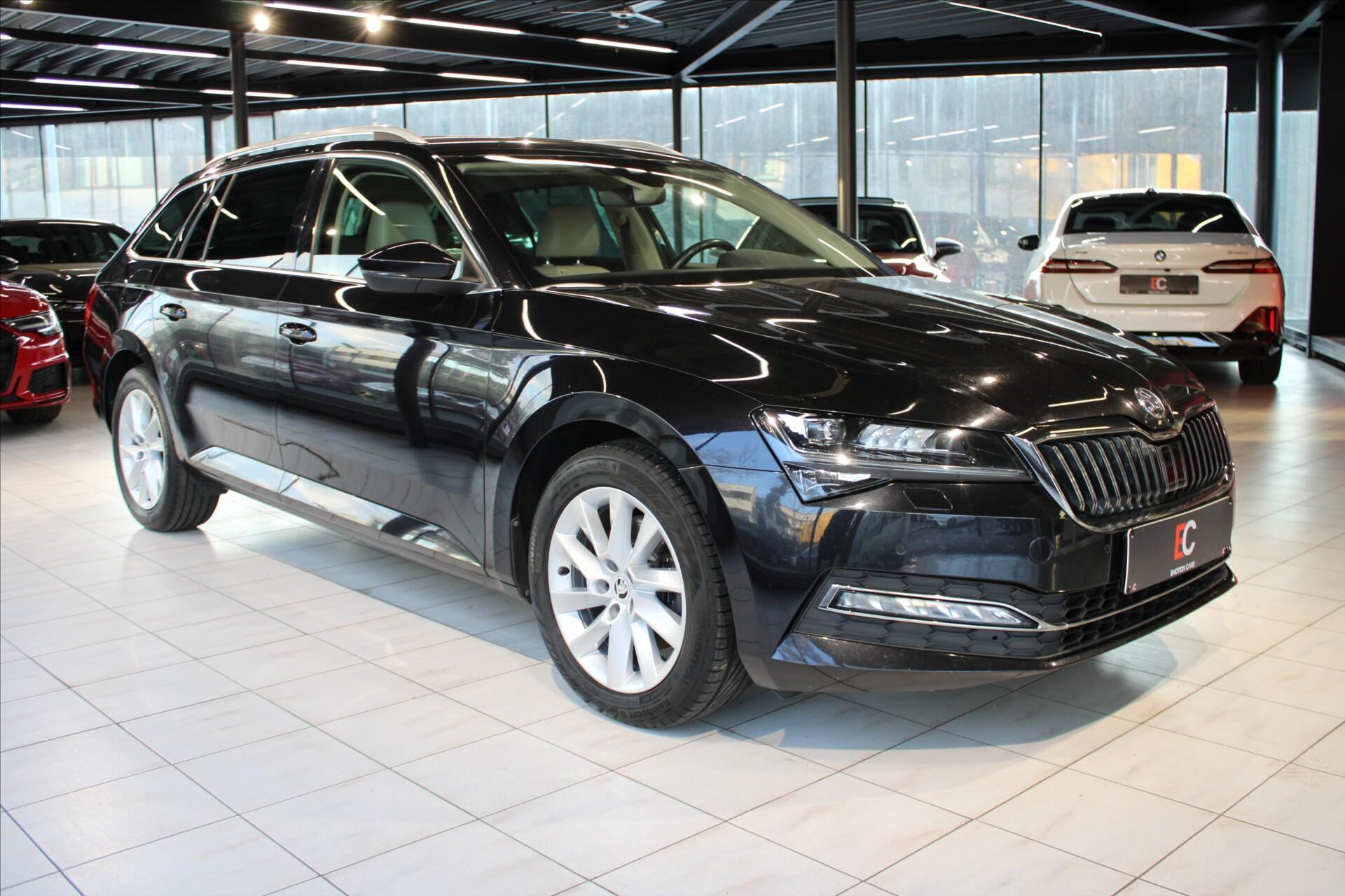 Škoda Superb TDi DSG 4x4 Style Combi