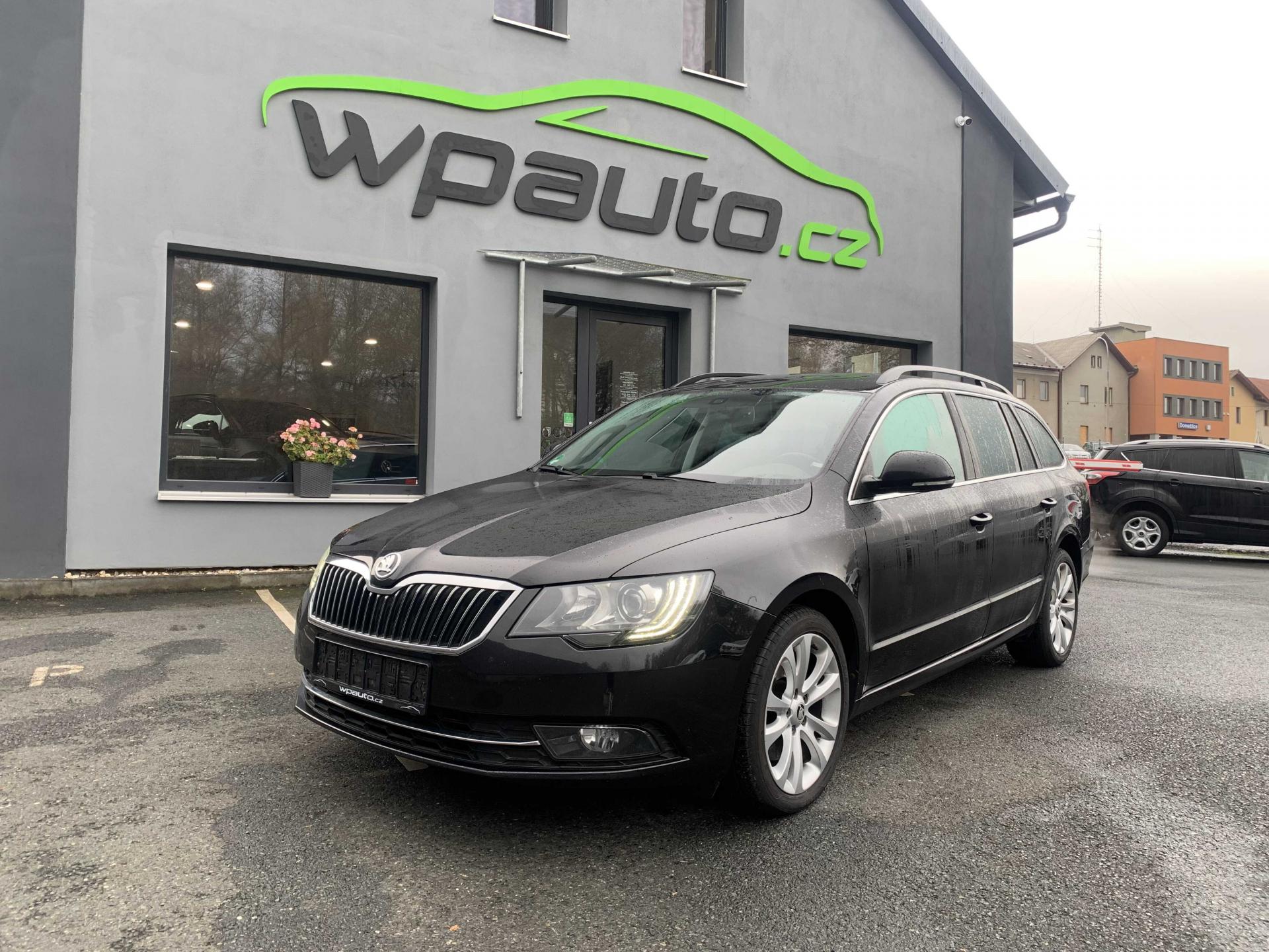 Škoda Superb 2.0 TDi 103 kW BIXENON
