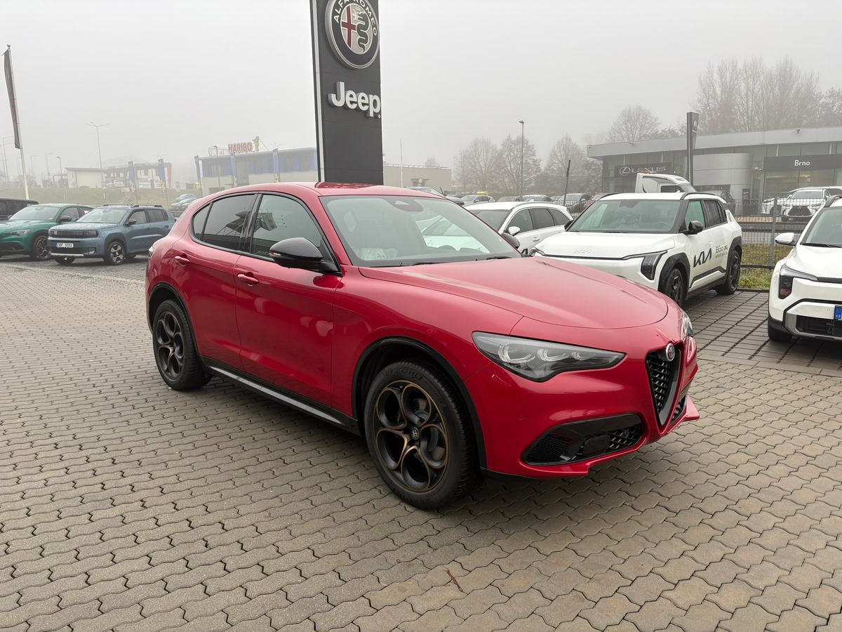 Alfa Romeo Stelvio Intensa 2.0 Turbo 280k AT8 Q4