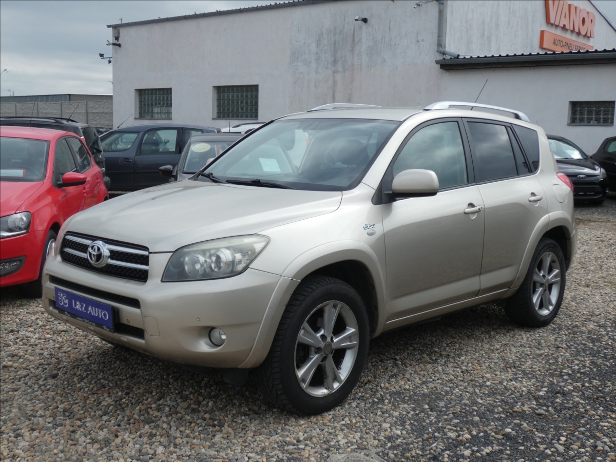 Toyota RAV4 2,2 D-4D