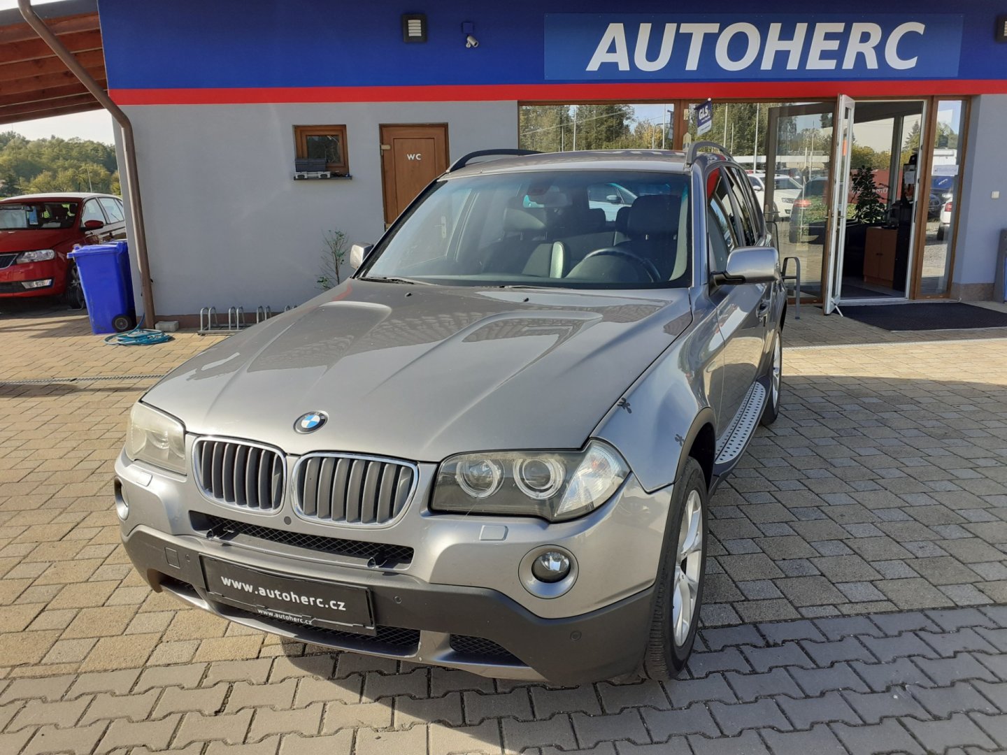 BMW X3 2.0 x drive 1.maj čr 4x4