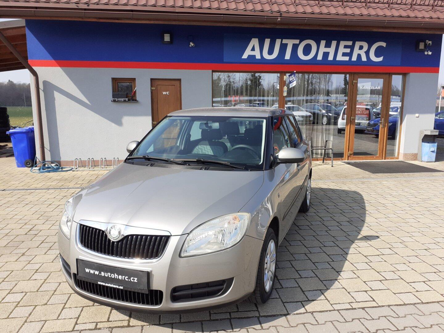 Škoda Fabia II 1.4 16V Ambiente