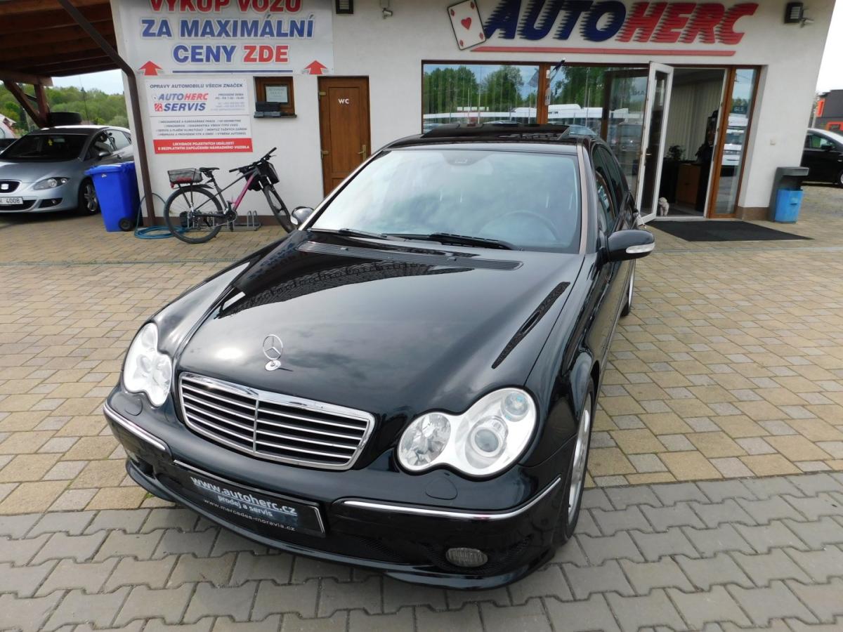 Mercedes-Benz Třídy C 3.0 CDi AMG