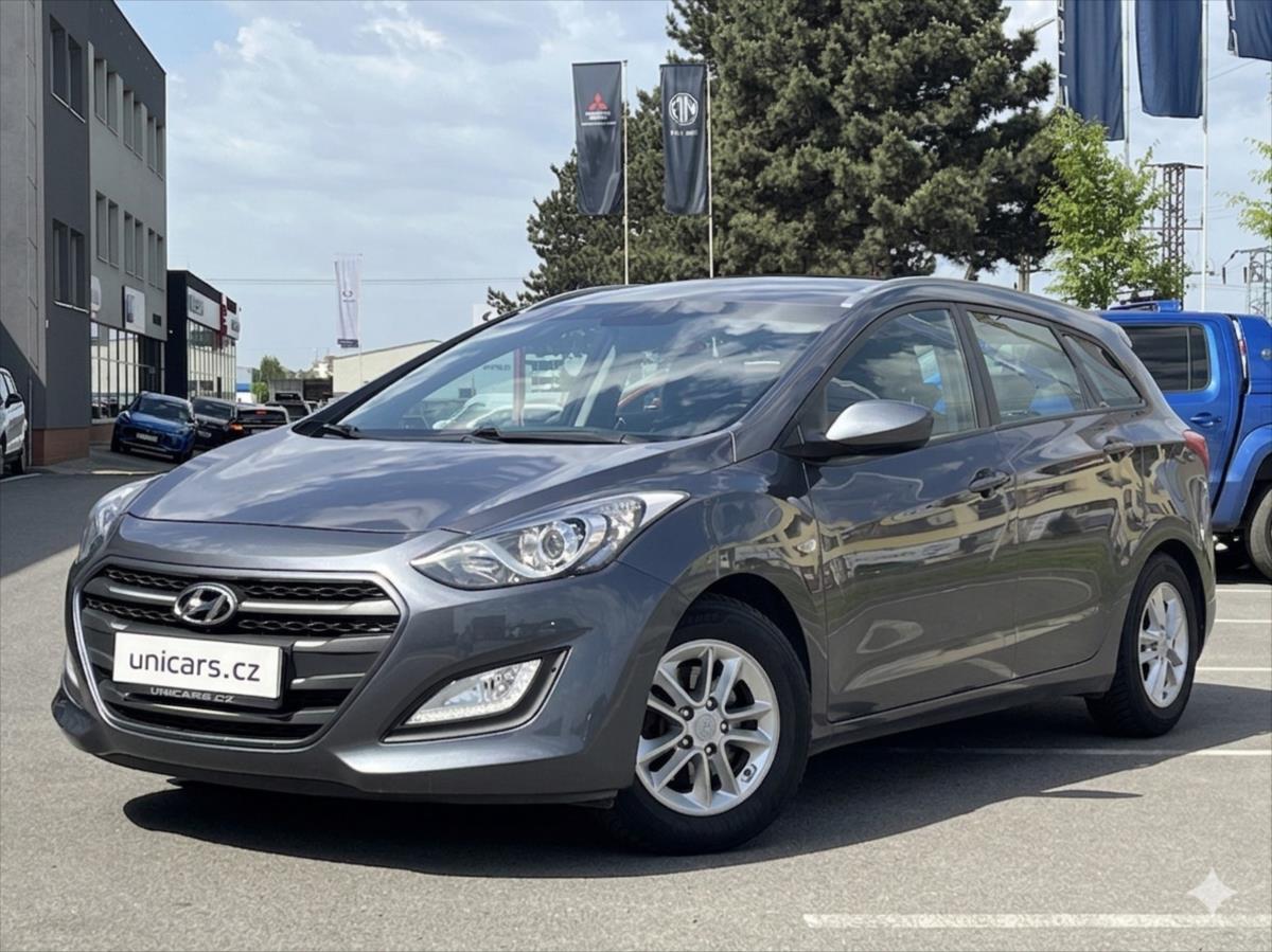 Hyundai i30 1,6 i Trikolor Komfort