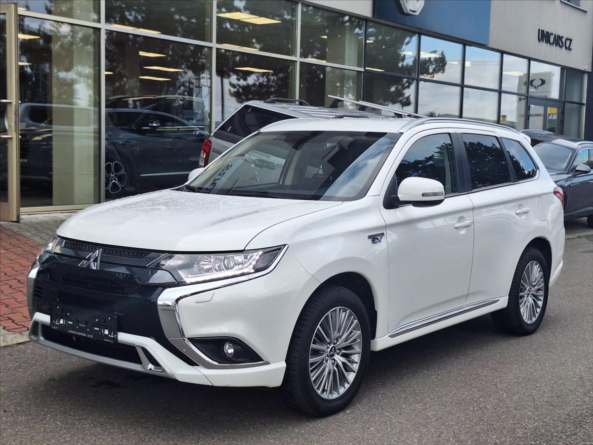 Mitsubishi Outlander 2,4 PHEV Intense plus 4WD DPH