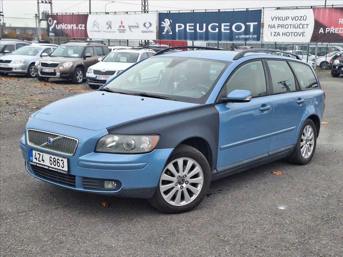 Volvo V50 2,4 i CZ V5 dvě sady kol