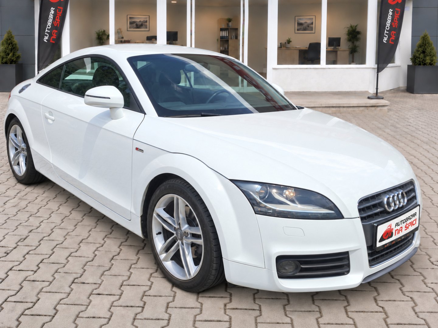 Audi TT 1.8TFSI 118kW MAN S-LINE
