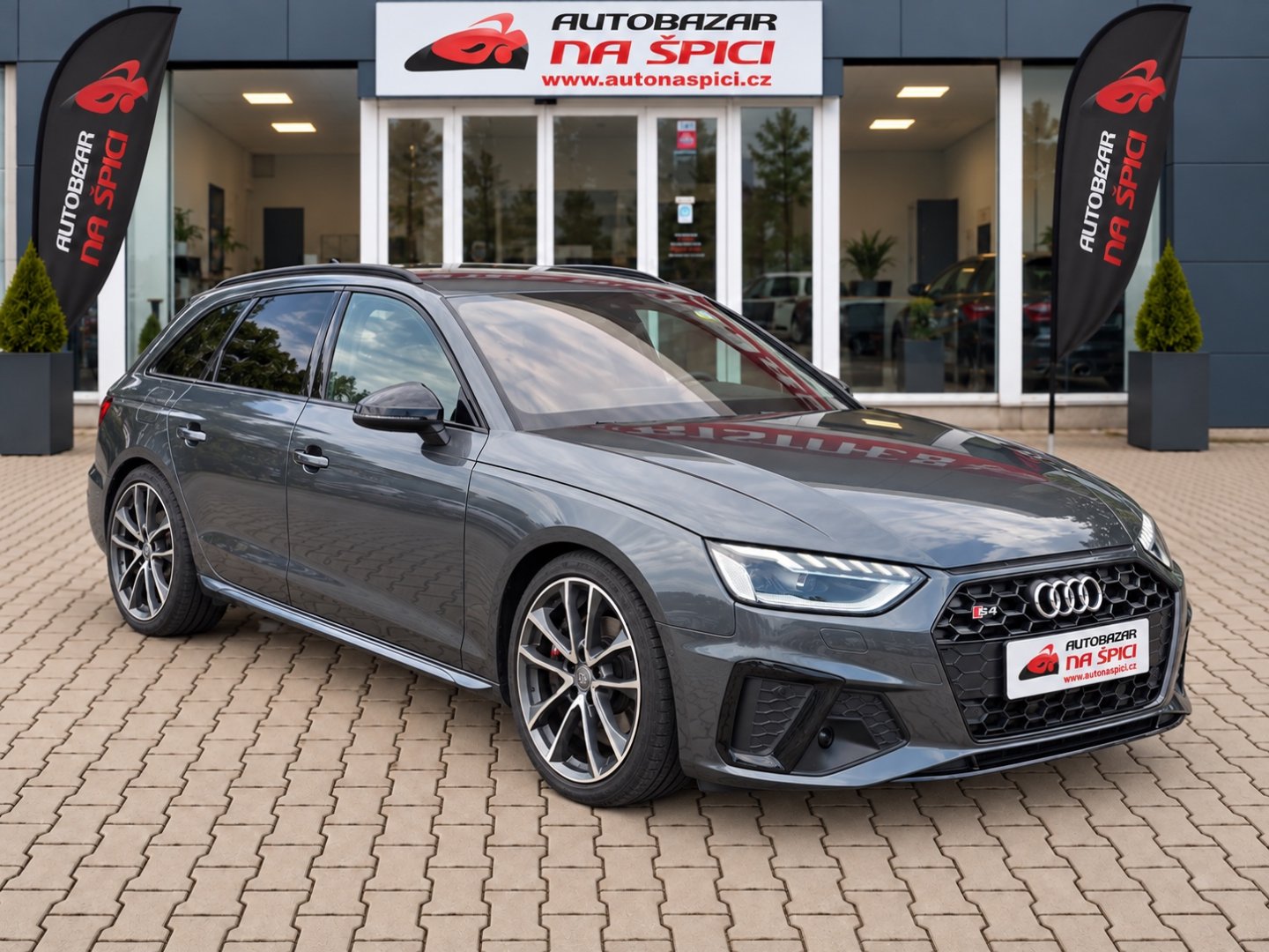 Audi S4 3.0TDI 255kW ČR-HUD-B.O.