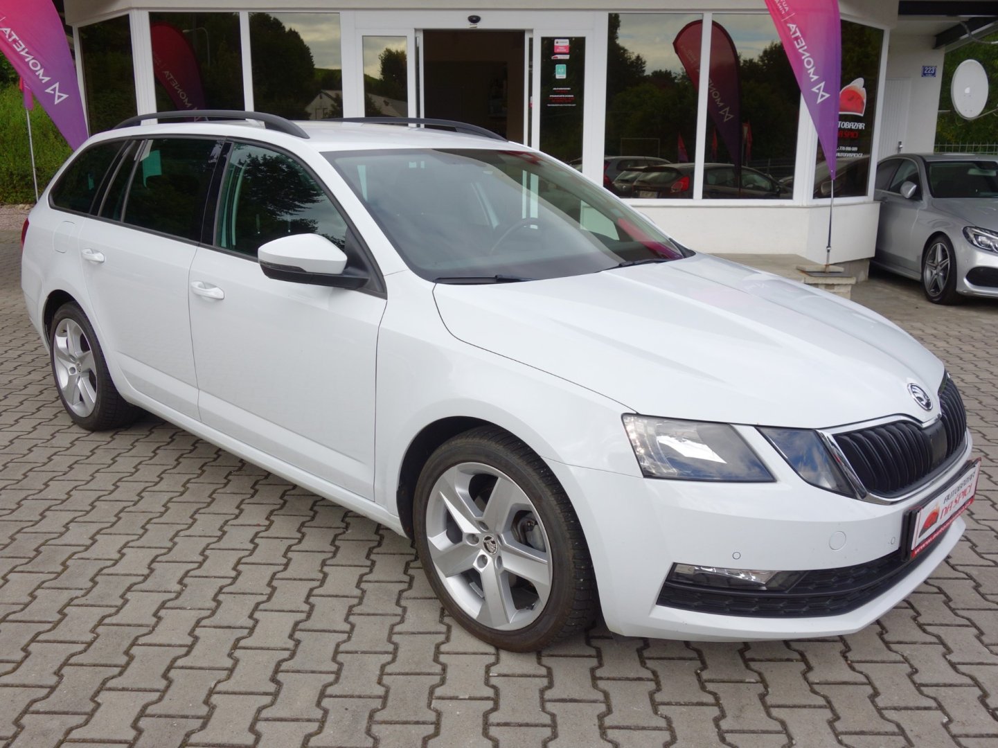 Škoda Octavia 2.0TDI 110kW DSG -VÝBAVA-DPH!