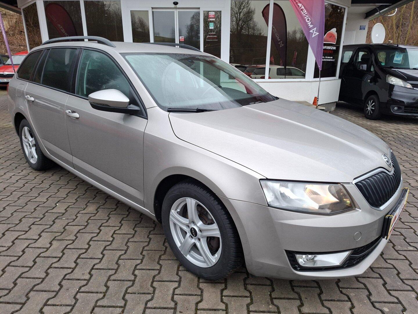 Škoda Octavia 1.4TSI 103kW 6MAN -S.KNIHA