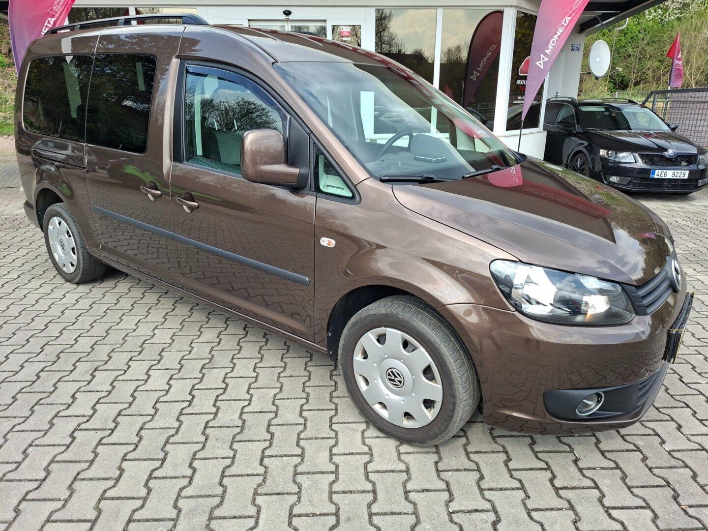 Volkswagen Caddy MAXI 1.6TDI 75kW -ČR-7.MÍST