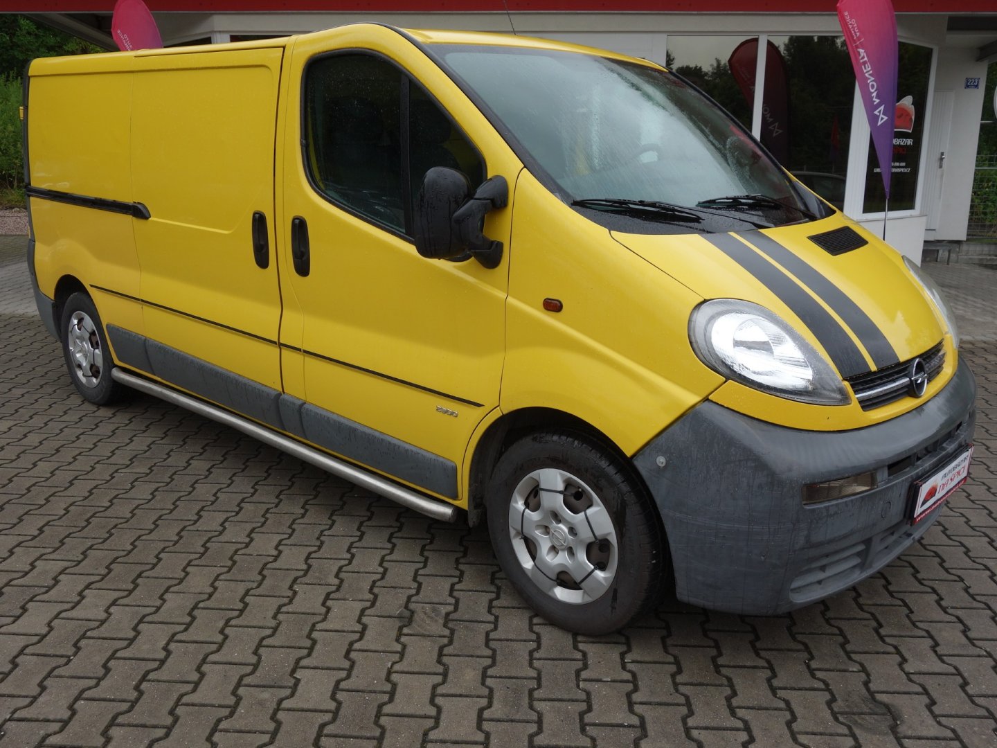 Opel Vivaro 1.9dCi 60kW L2H1 -TAŽ.ZAŘÍZENÍ