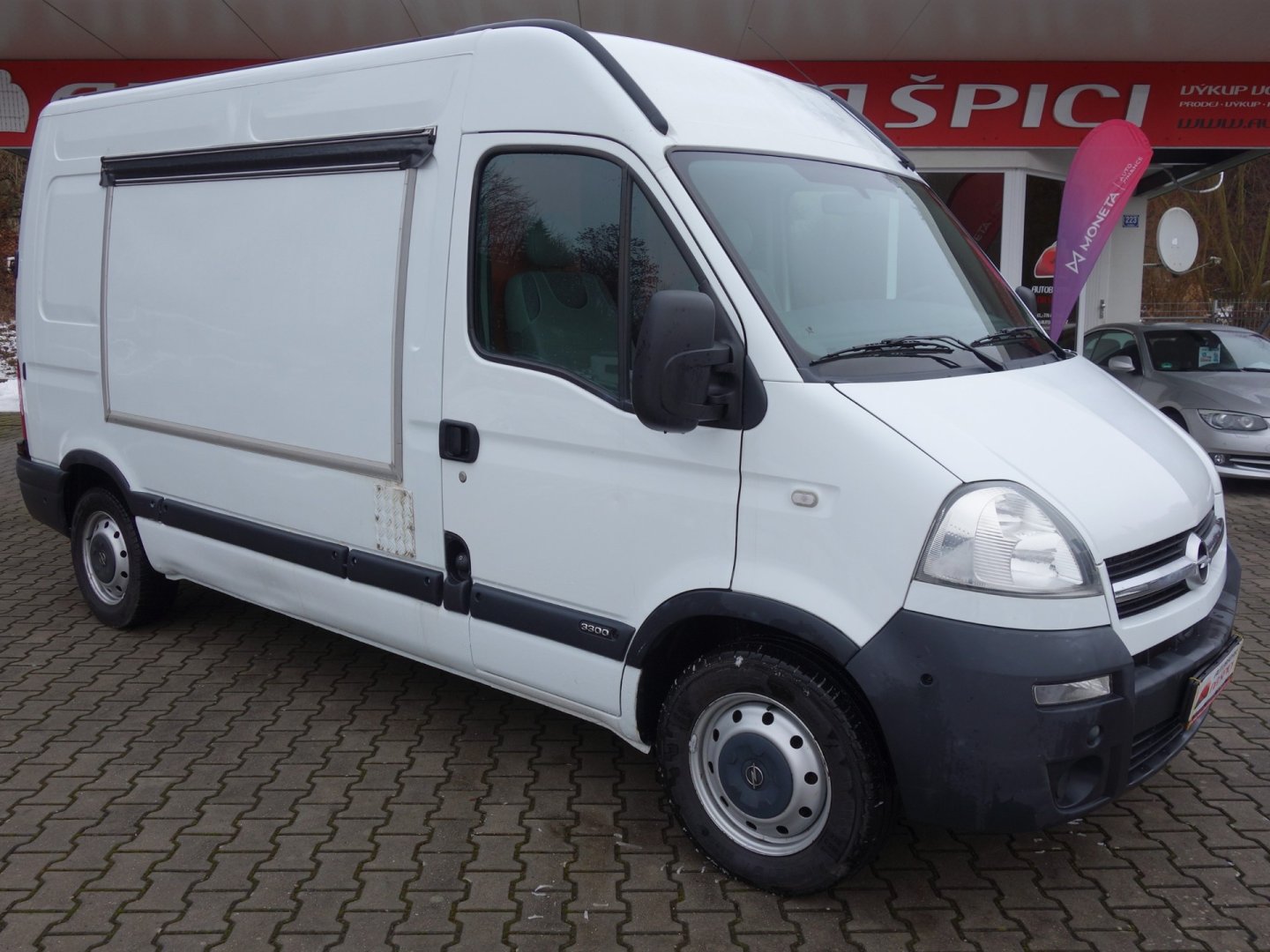 Opel Movano 2.5 CDTI 88kW MOBILNÍ PRODEJNA