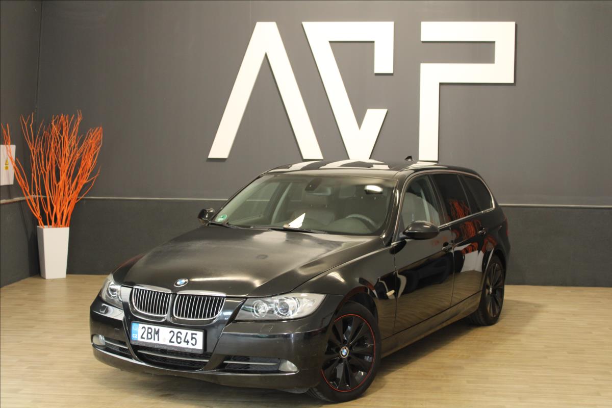 BMW Řada 3 330XD*Xenon*Kůže*PDC*Výhřev*