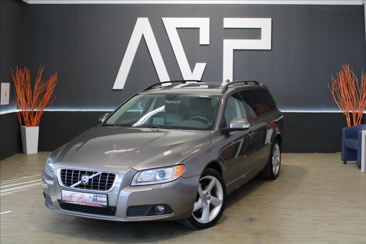 Volvo V70 2.5T*147kW*NAVI*SPORT*XENON