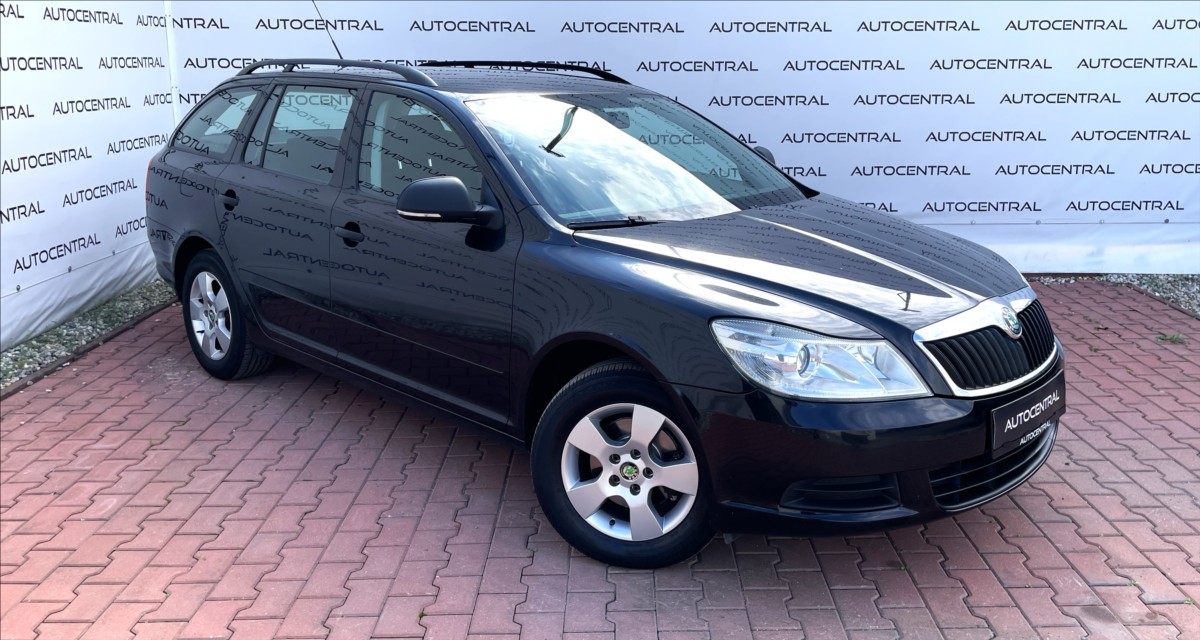 Škoda Octavia 1,4 TSi,90kW,serv.kn.