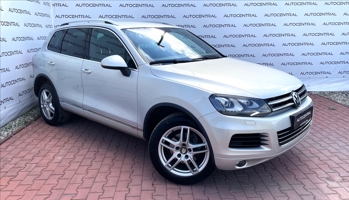 Volkswagen Touareg 3,0 TDi,V6,180kW,4x4,STK 5/28