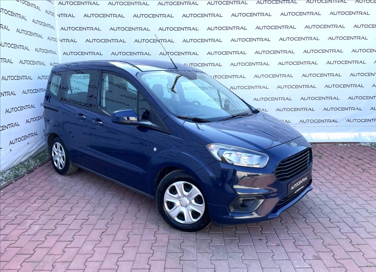 Ford Tourneo Courier 1,5 TDCi,74kW,Trend,ČR,1.maj.,