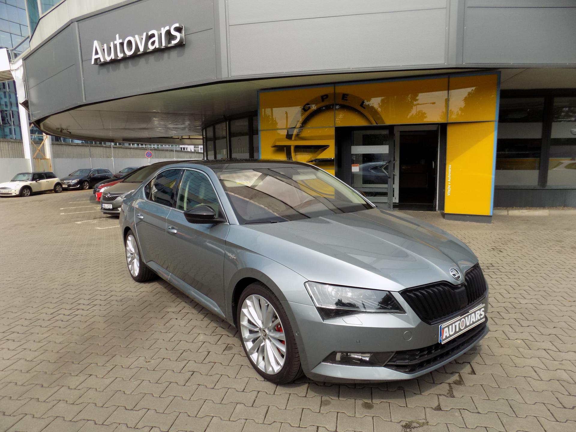 Škoda Superb 2.0 TSi L&K Webasto