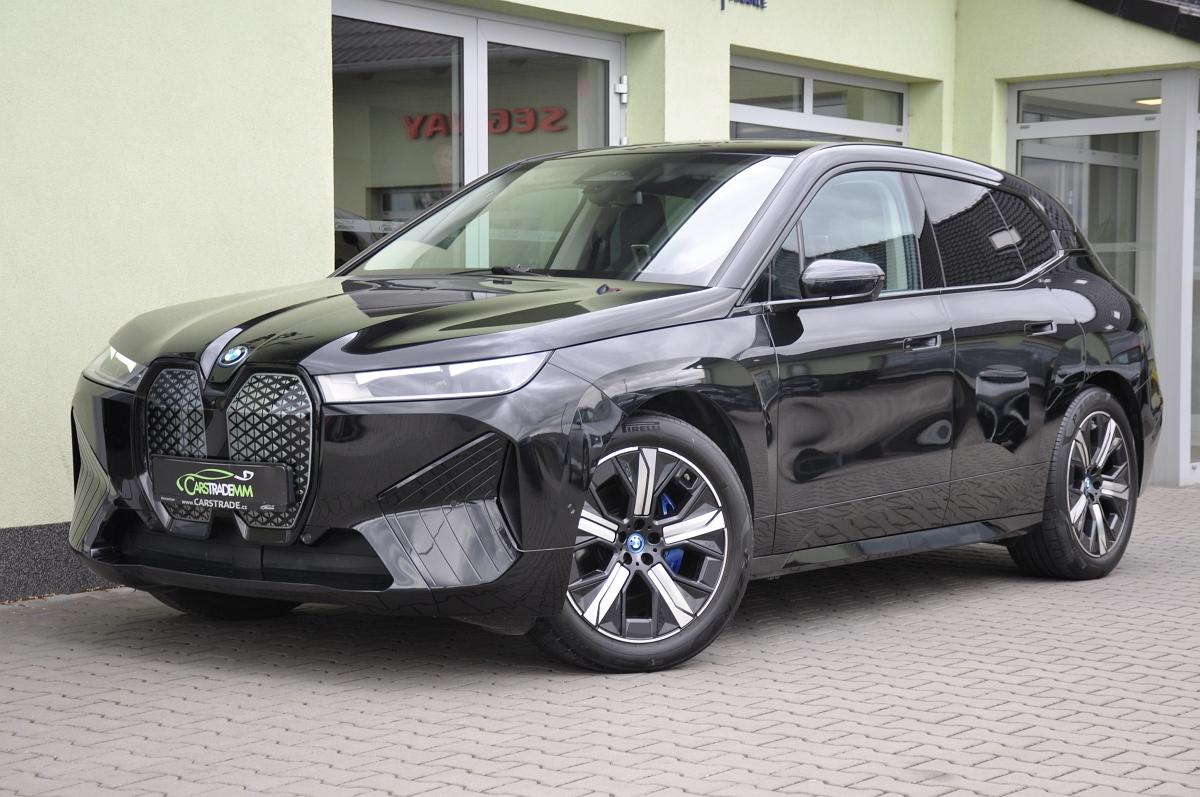 BMW iX xDrive40 326k