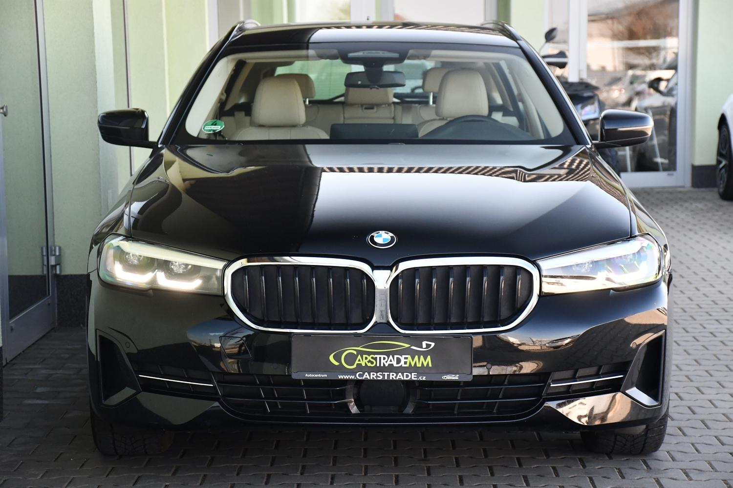 BMW Řada 5 520i SERV.KNÍŽKA KAMERA 1M ČR