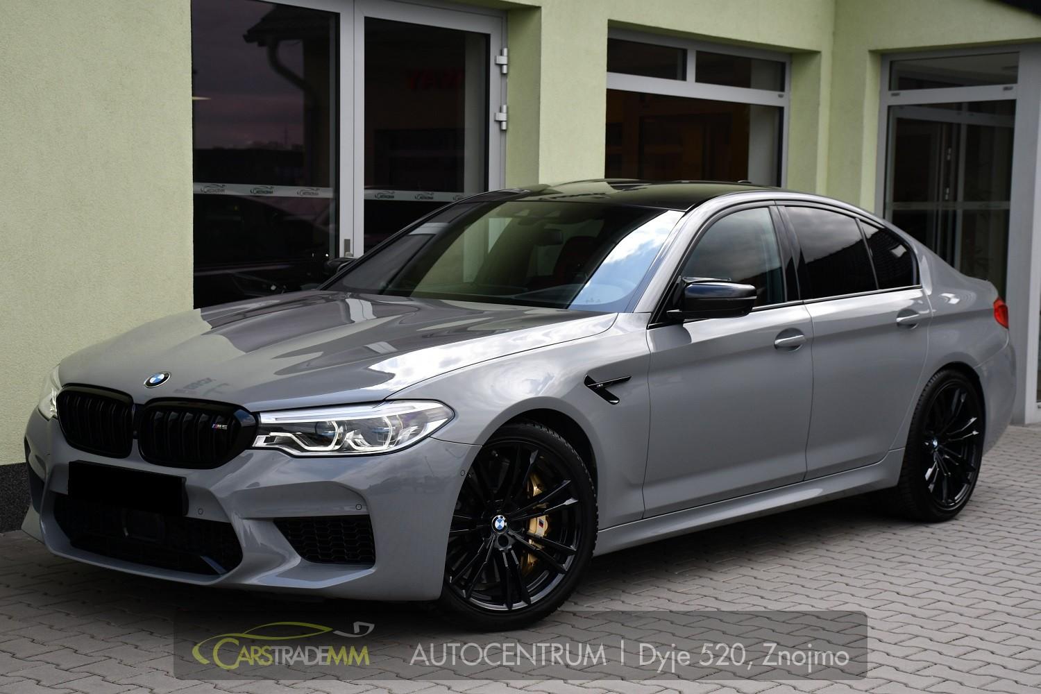 BMW M5 COMP.HUD H/K CARBON CERAMIC ČR