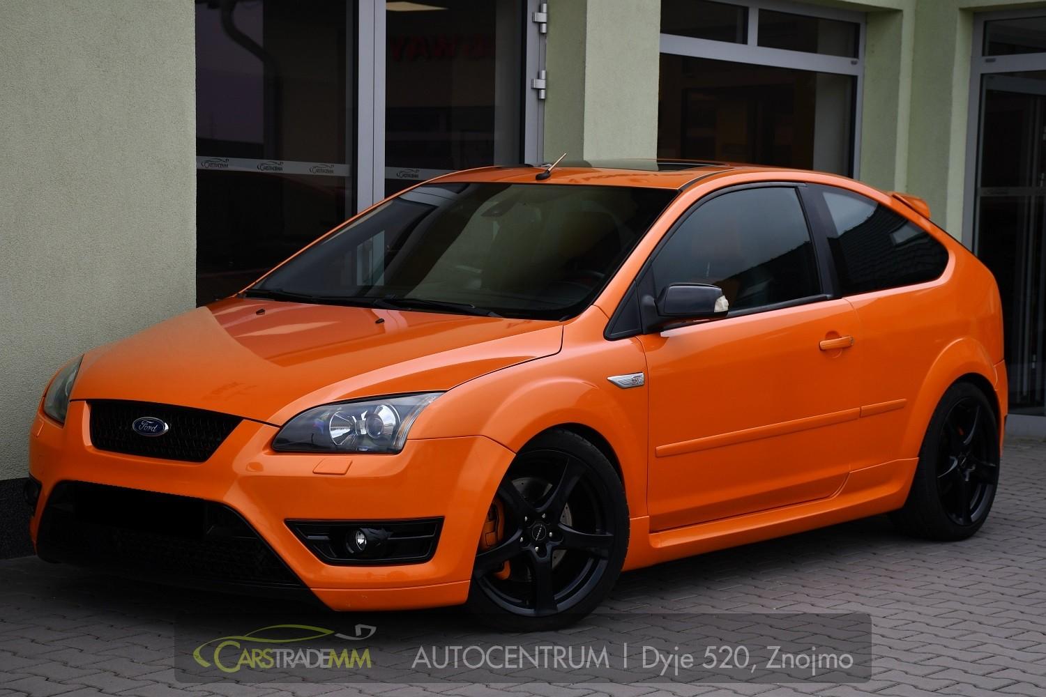 Ford Focus 2.5 ST REMUS RECARO