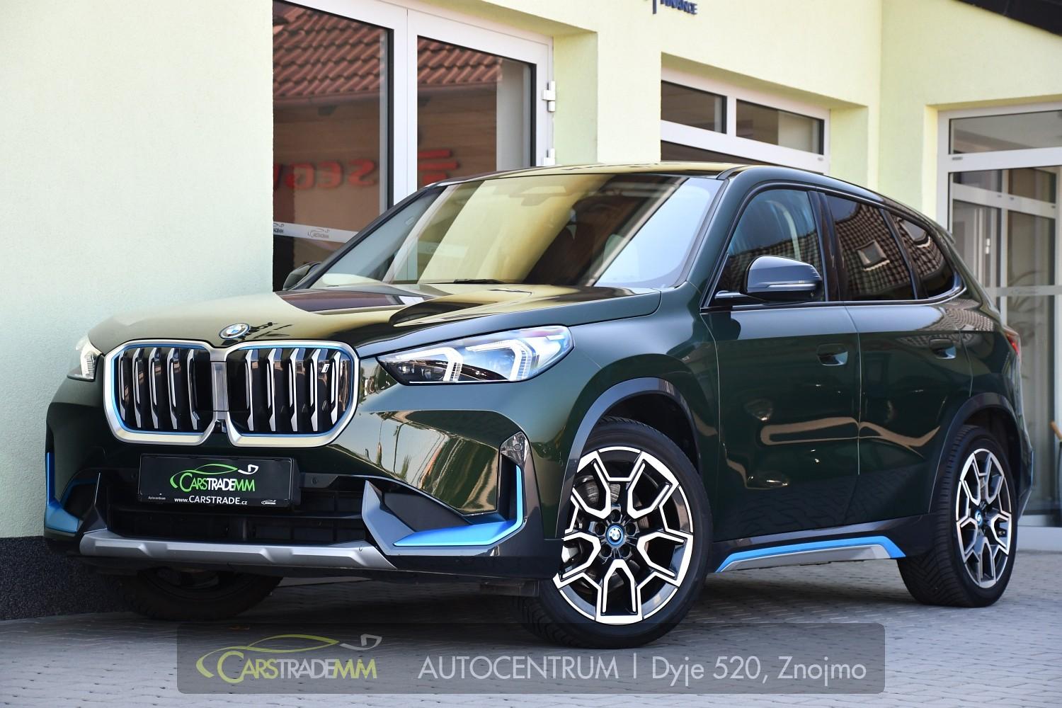 BMW iX1 xDrive30 X-LINE H/K HUD TAŽNÉ