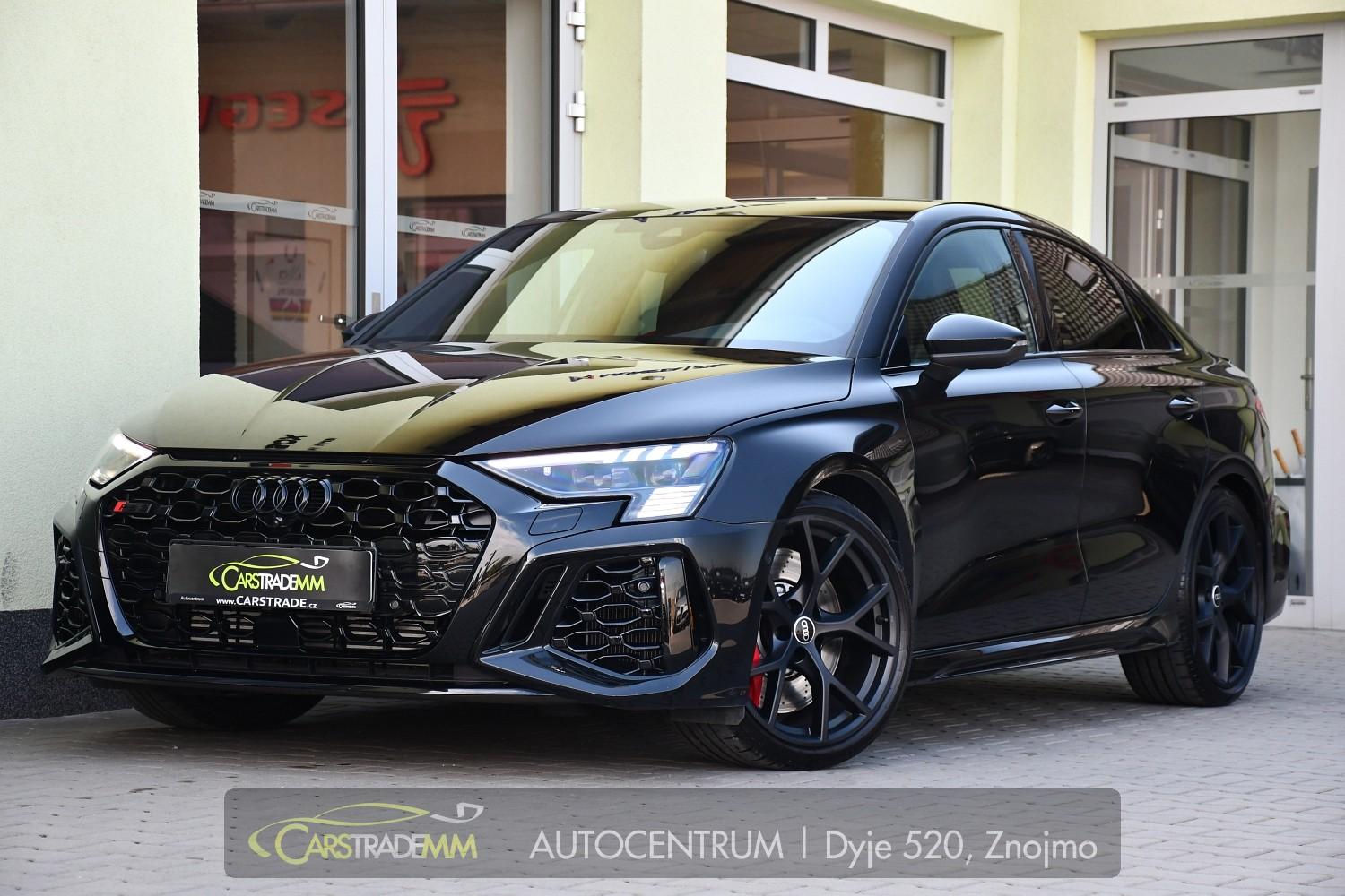Audi RS 3 2.5TFSI Q ACC 1.M ČR