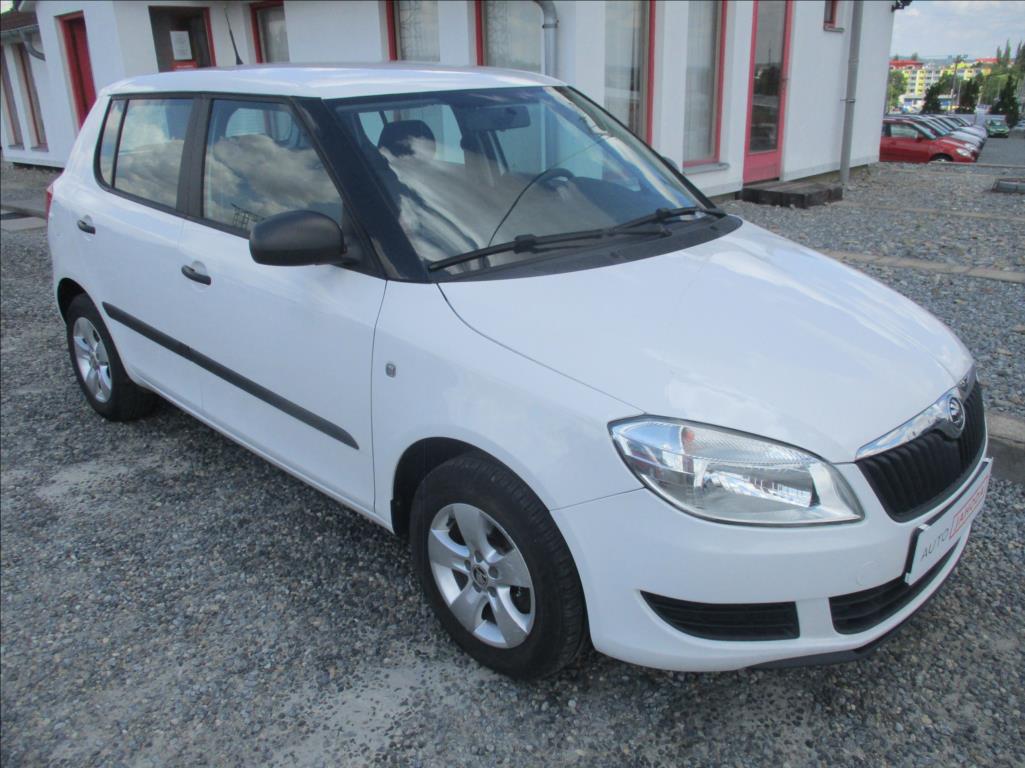 Škoda Fabia 1,2 TSi, klimatizace,serviska,