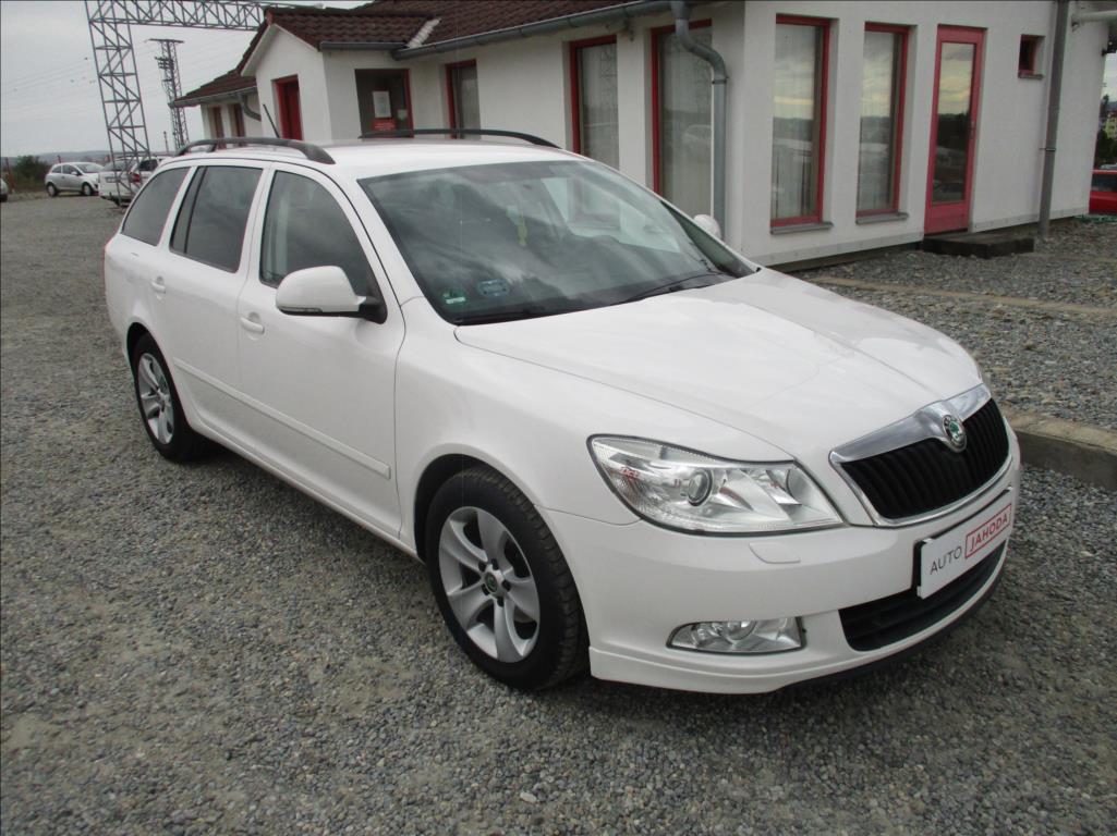 Škoda Octavia 1,4 TSI, digi klima, servis,