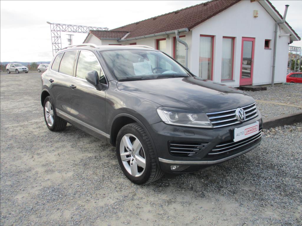 Volkswagen Touareg 3,0 TDI, DSG,servis,el.tažné