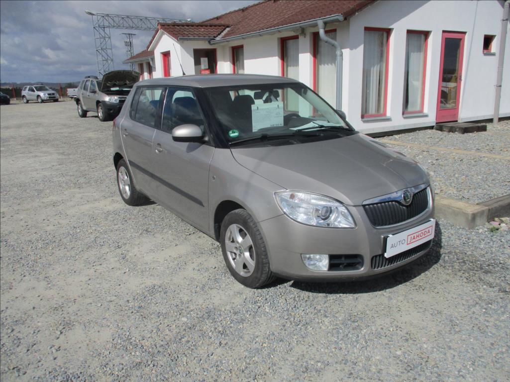 Škoda Fabia 1,4 i 16v, klima,servis,1.maj,