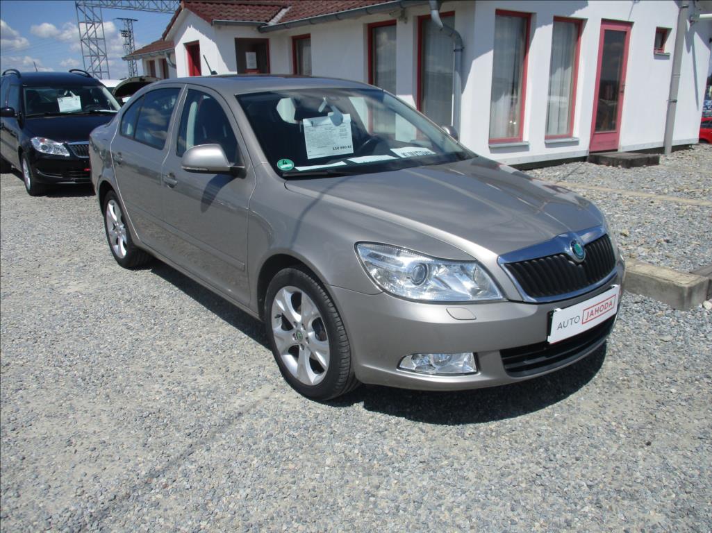 Škoda Octavia 1,4 TSI, Elegance, servis,